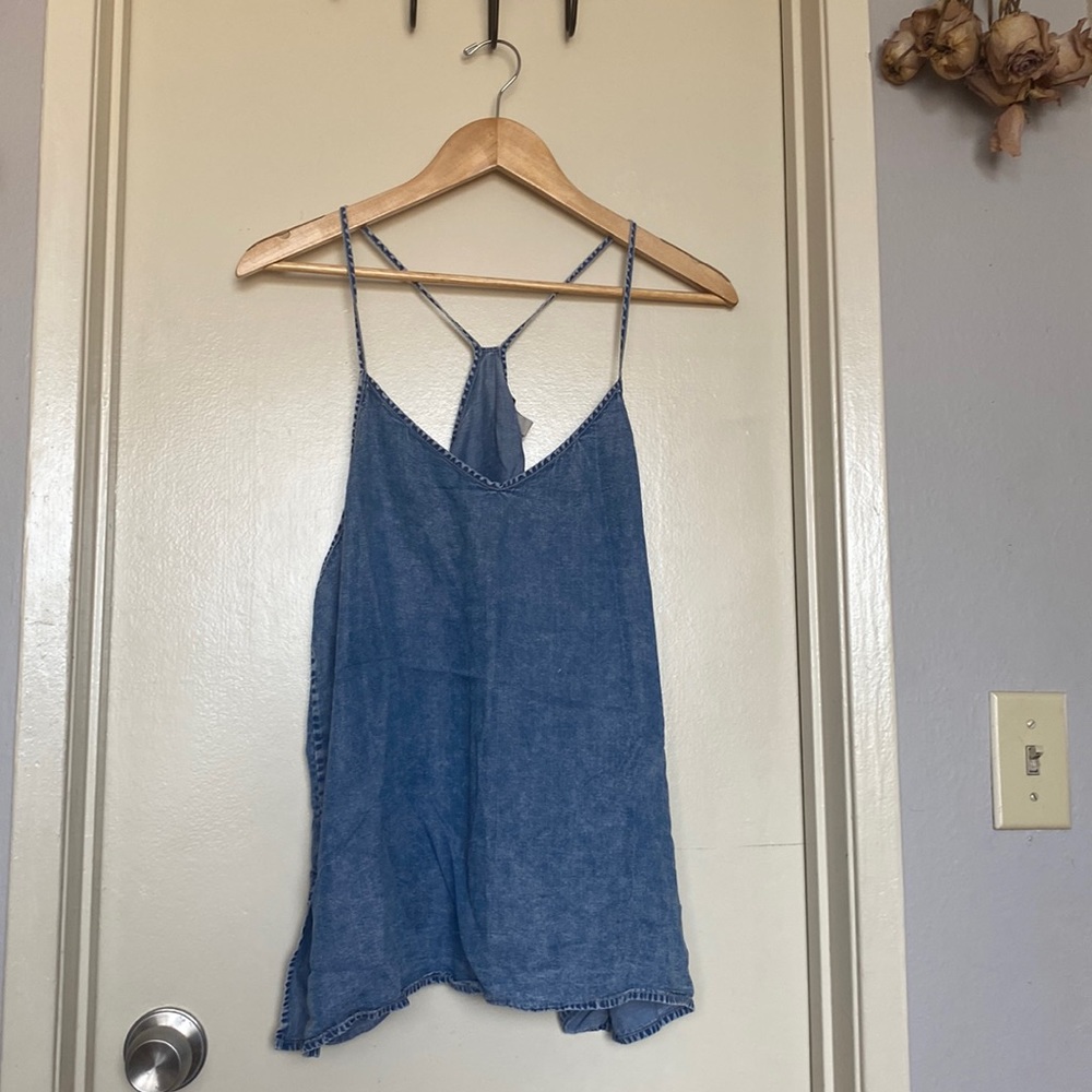Calvin Jean Tank